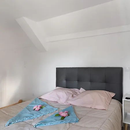 Holiday home Petit Bleu *