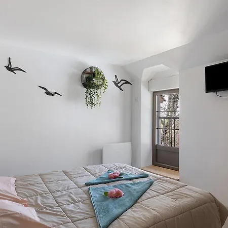Petit Bleu Jusqu'a 4 Personnes Holiday home *